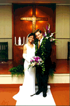 wedding couple image - Romantic Maui Weddings - Maui Hawaii Wedding